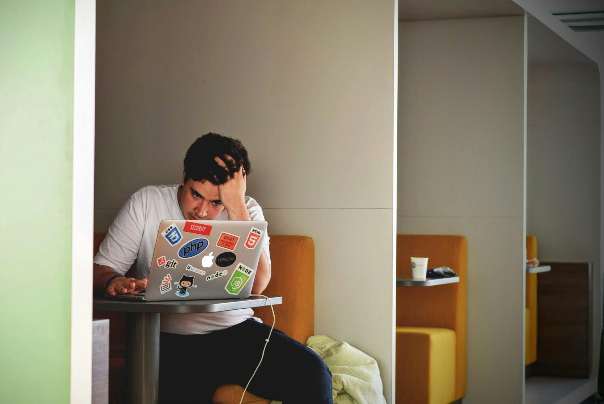 How can I get the unemployment if I lost my job?